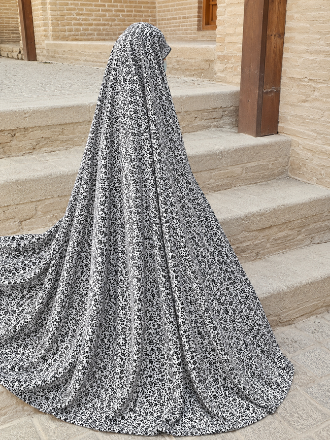 Printed Irani Chador – Soft Linen, Wrinkle-Free & Full Coverage Hover Image