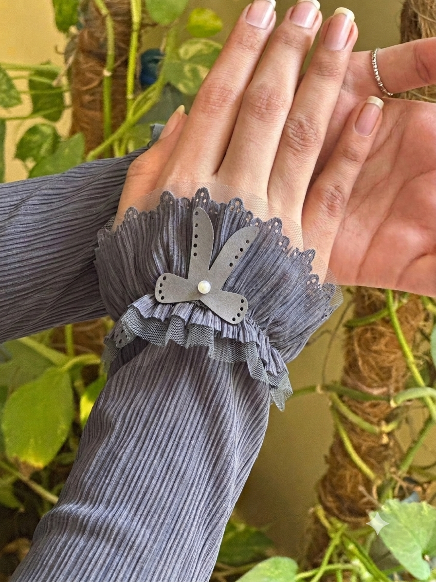 Premium Iranian Pleated Arm Sleeves with Bow – Elegant Modest Hijab Sleeves | Grey