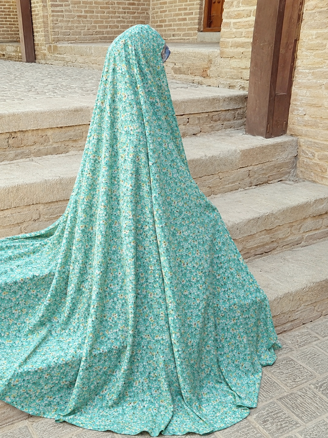 Printed Irani Chador – Soft Linen, Wrinkle-Free & Full Coverage Hover Image