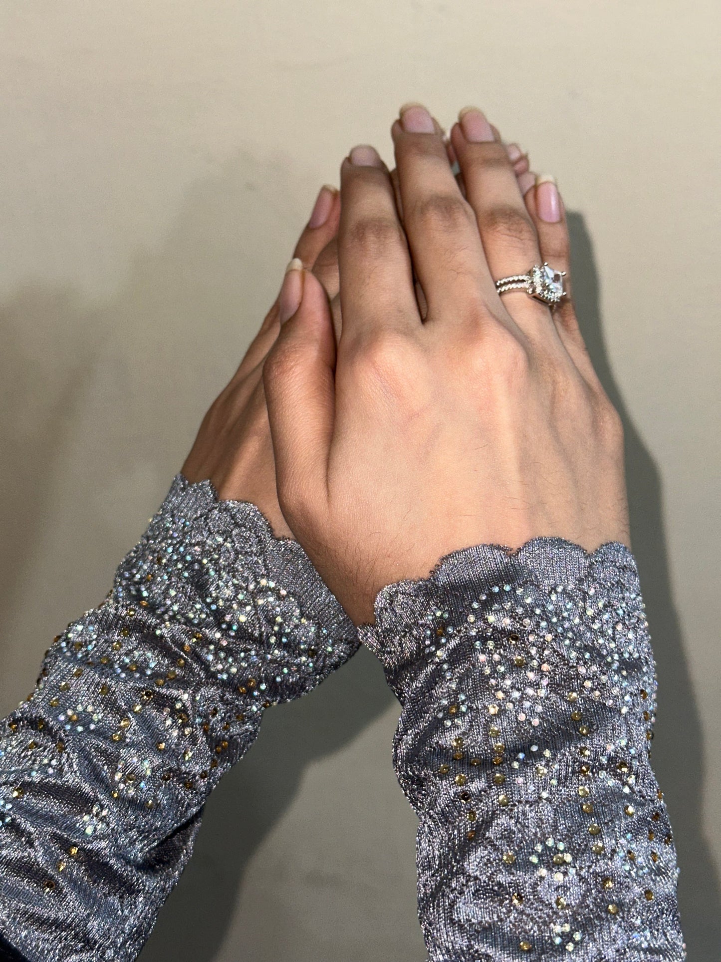 Elegant Silver Iranian Fancy Sleeves