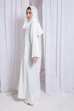 Falisha White Abaya With Pockets for Hajj & Umrah - Razia Hijab