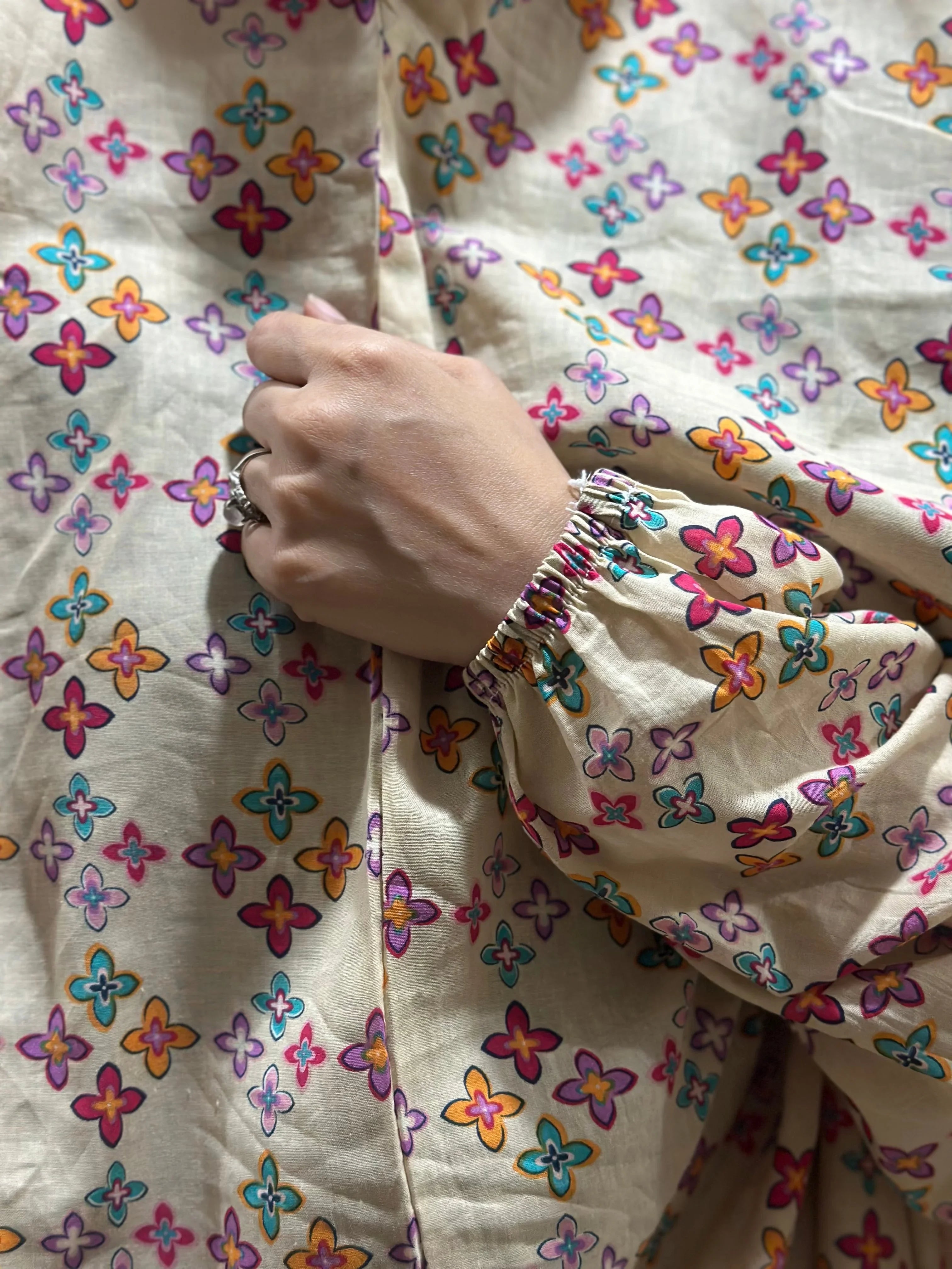 Floral Printed Namaz Chador – Soft & Breathable Fabric - Razia Hijab