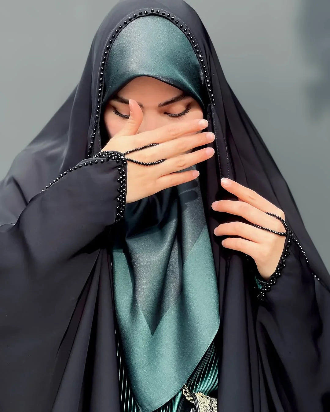 Irani Beaded abaya - Razia Hijab