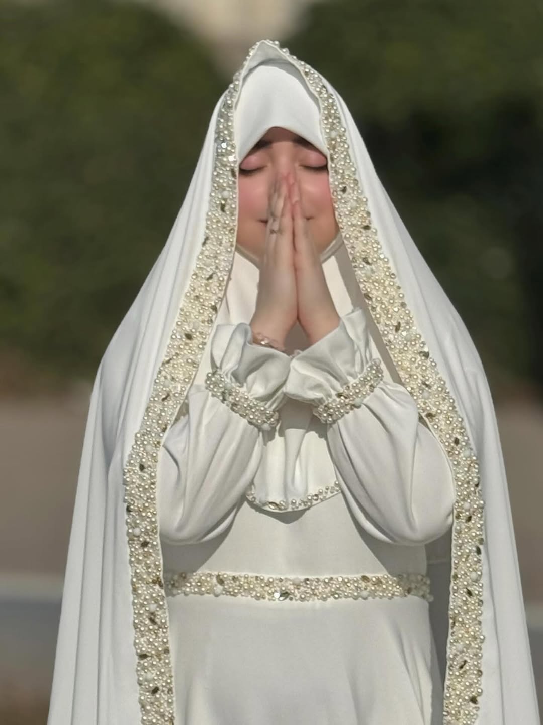 Luxury White Pearl-Embellished Nikah Bridal dress | Modest Hijab Wedding Dress | Handcrafted Beaded Muslim Bridal Wear - Razia Hijab