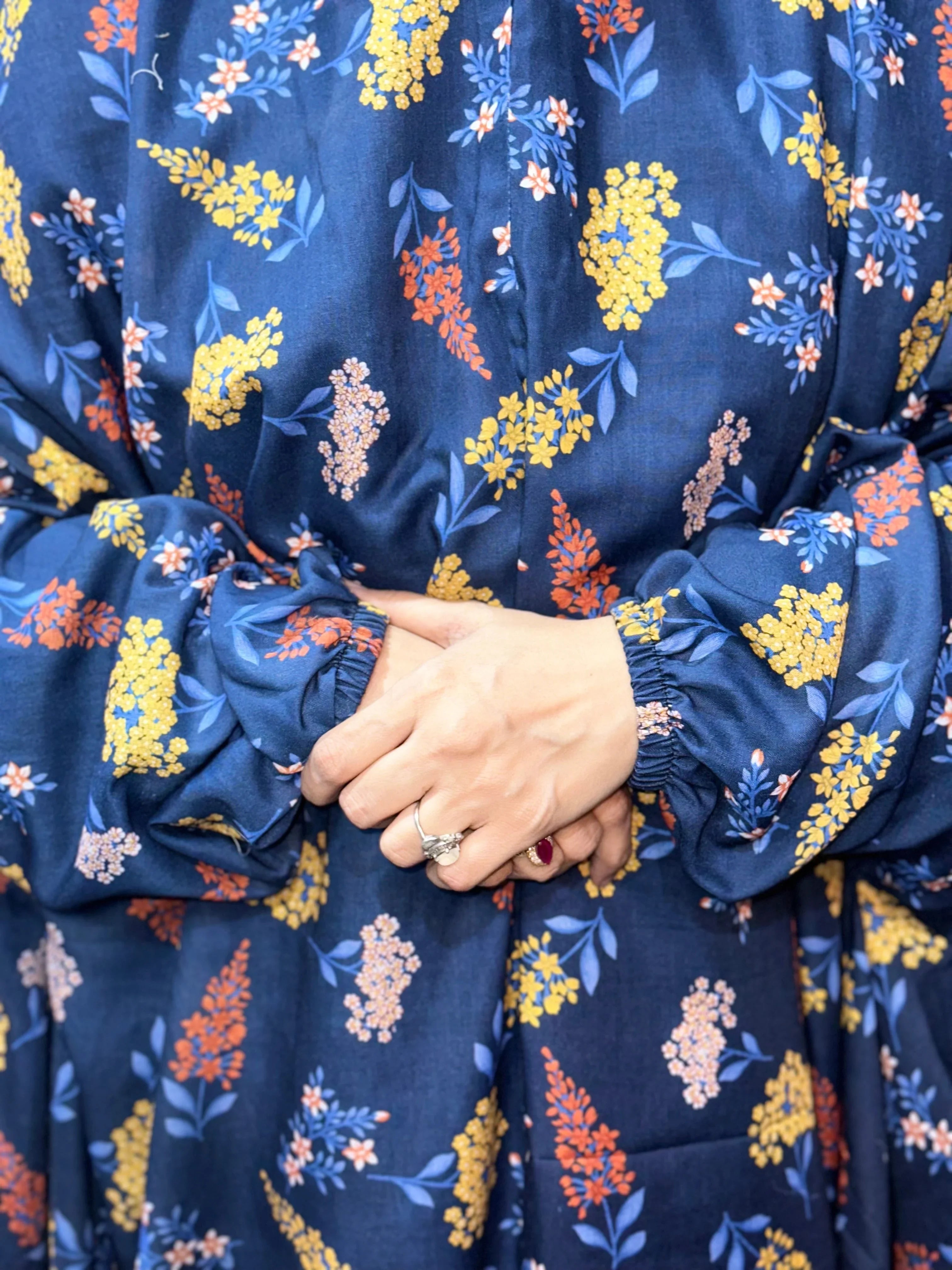 Elegant Floral Blue Namaz Chador – Soft & Modest Prayer Wear - Razia Hijab