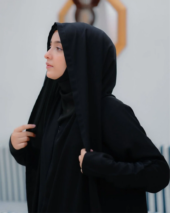 Shaaldar Elegant Full Coverage Chador with Sleeves - Razia Hijab Hover Image