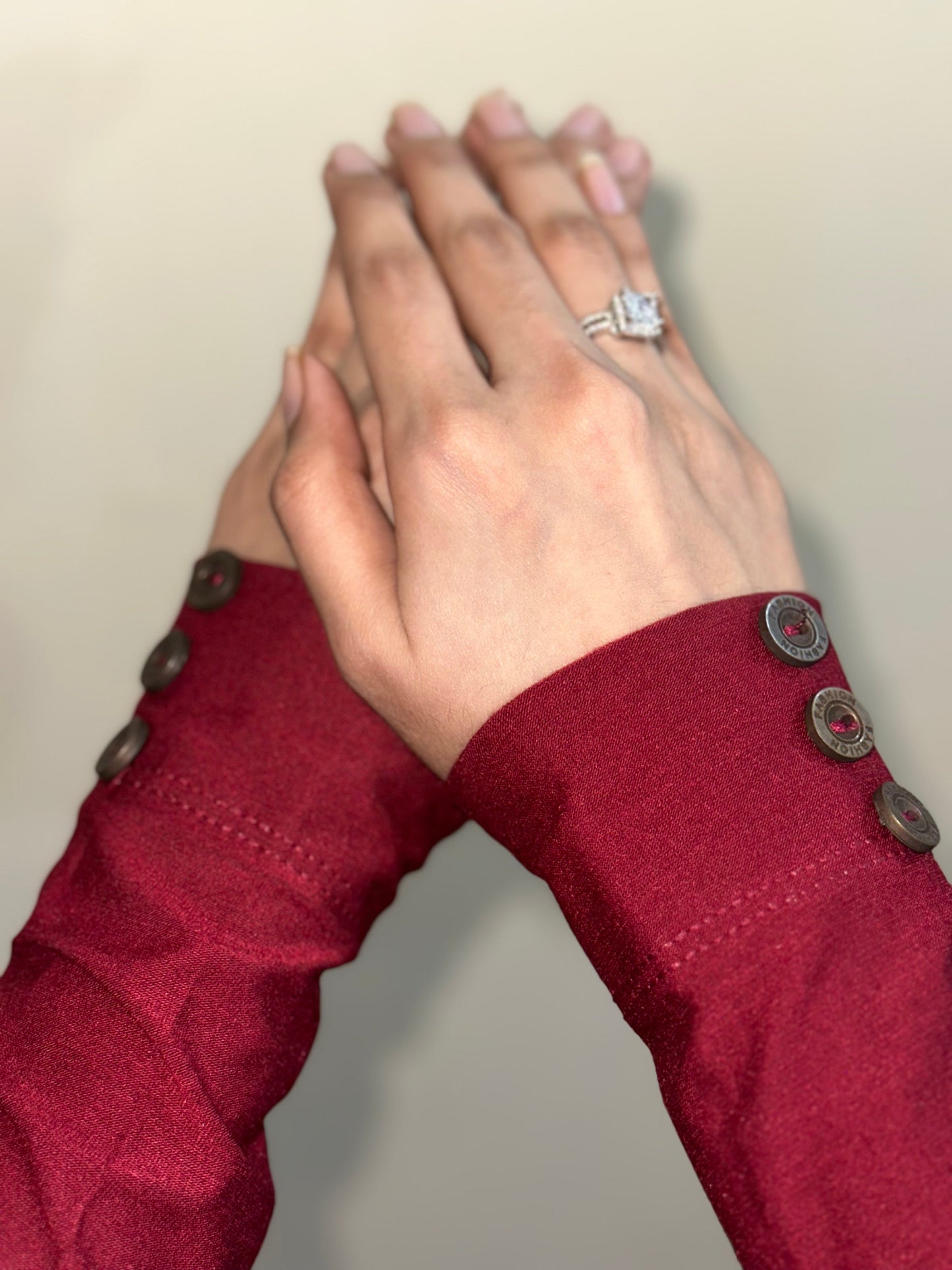 Elegant Maroon Iranian Sleeves