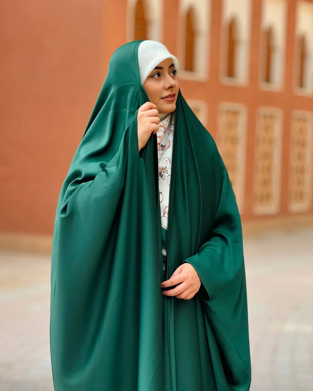 Graceful Green Irani abaya - Razia Hijab