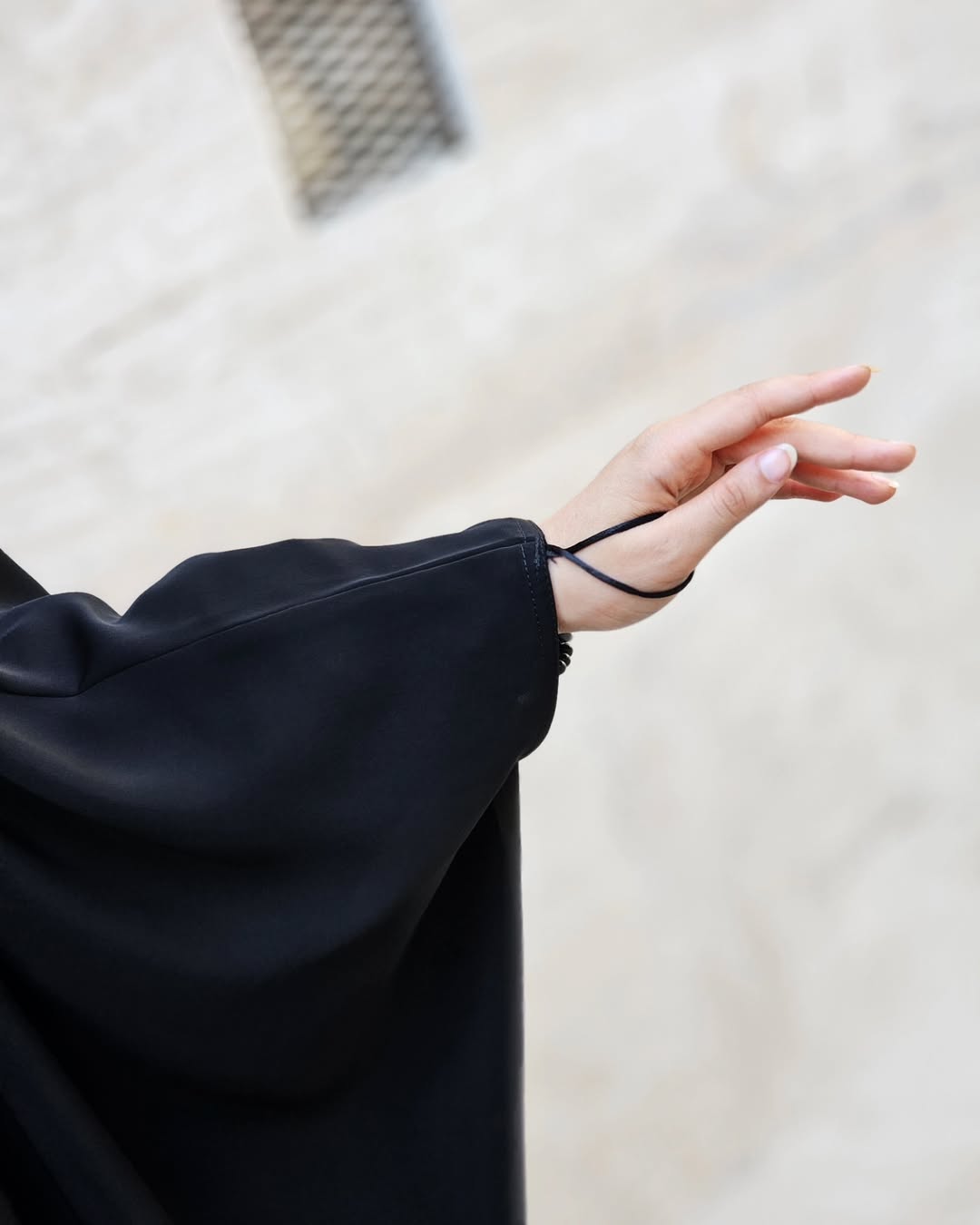 Elegant Irani Abaya with Dori Style Sleeves