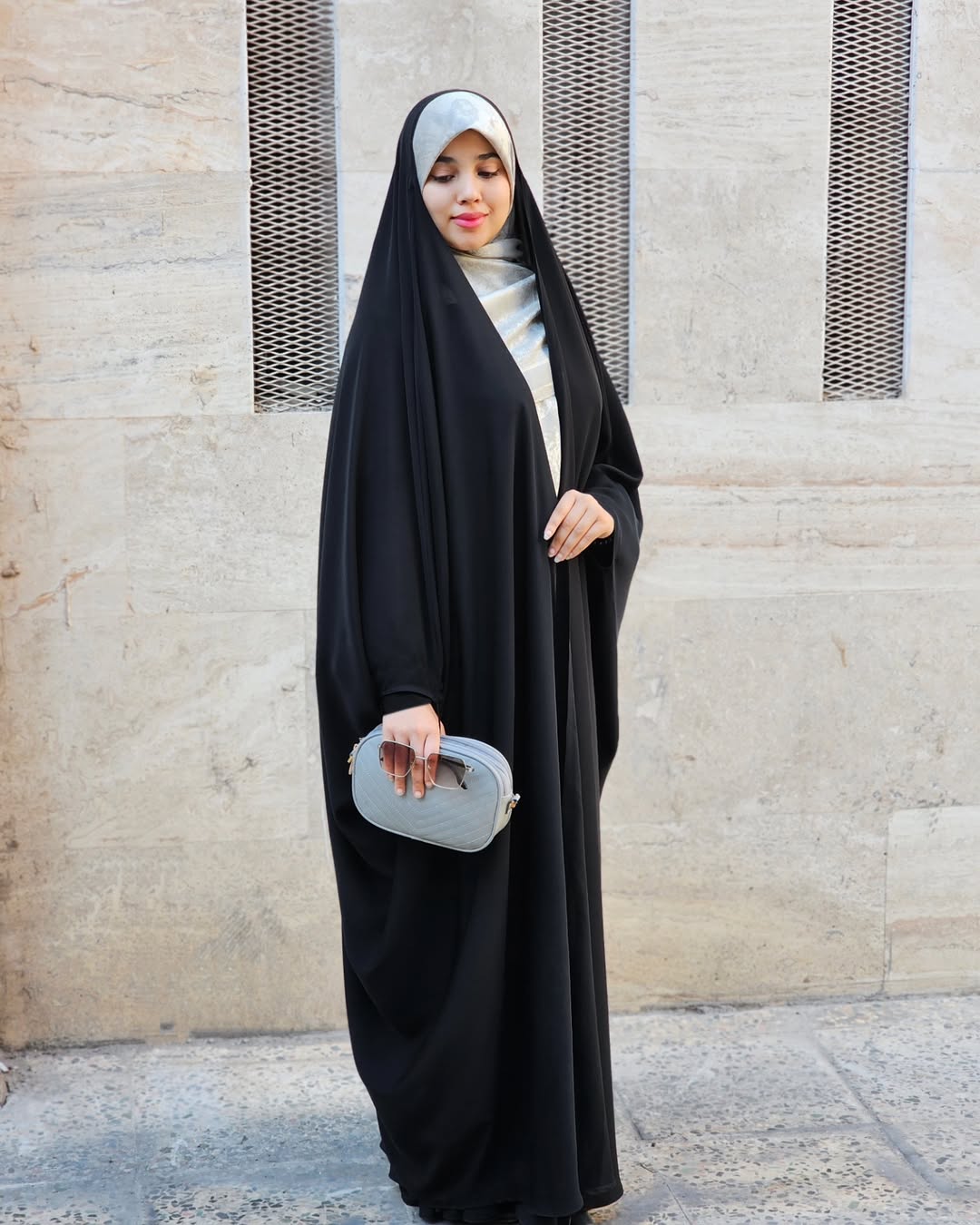 Elegant Irani Abaya with Dori Style Sleeves