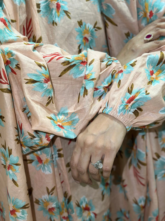 Soft Peach Floral Namaz Chador – Modest & Elegant Prayer Wear - Razia Hijab Hover Image