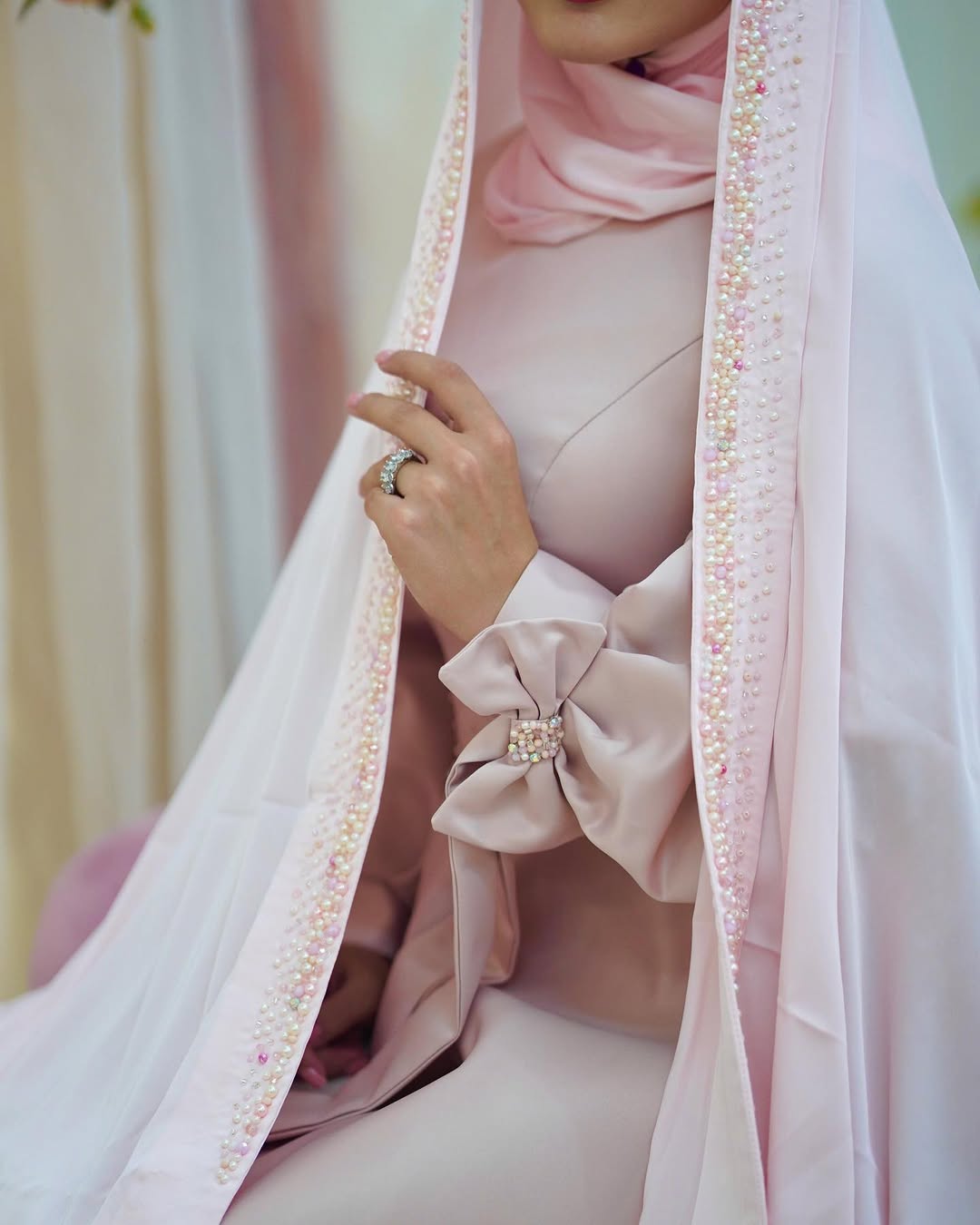 BRIDAL CHADOR – HANDWORK SATIN