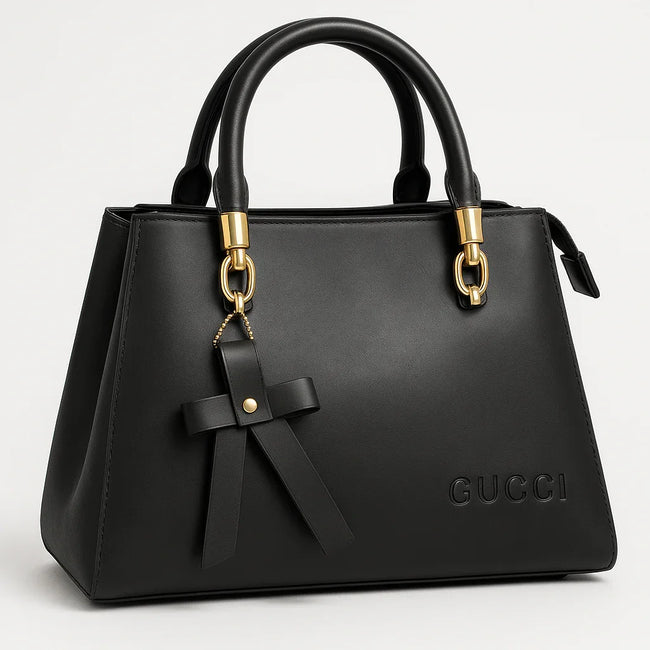 Luxury Gucci Black Leather Handbag – Elegant Gold Detailing Main Image