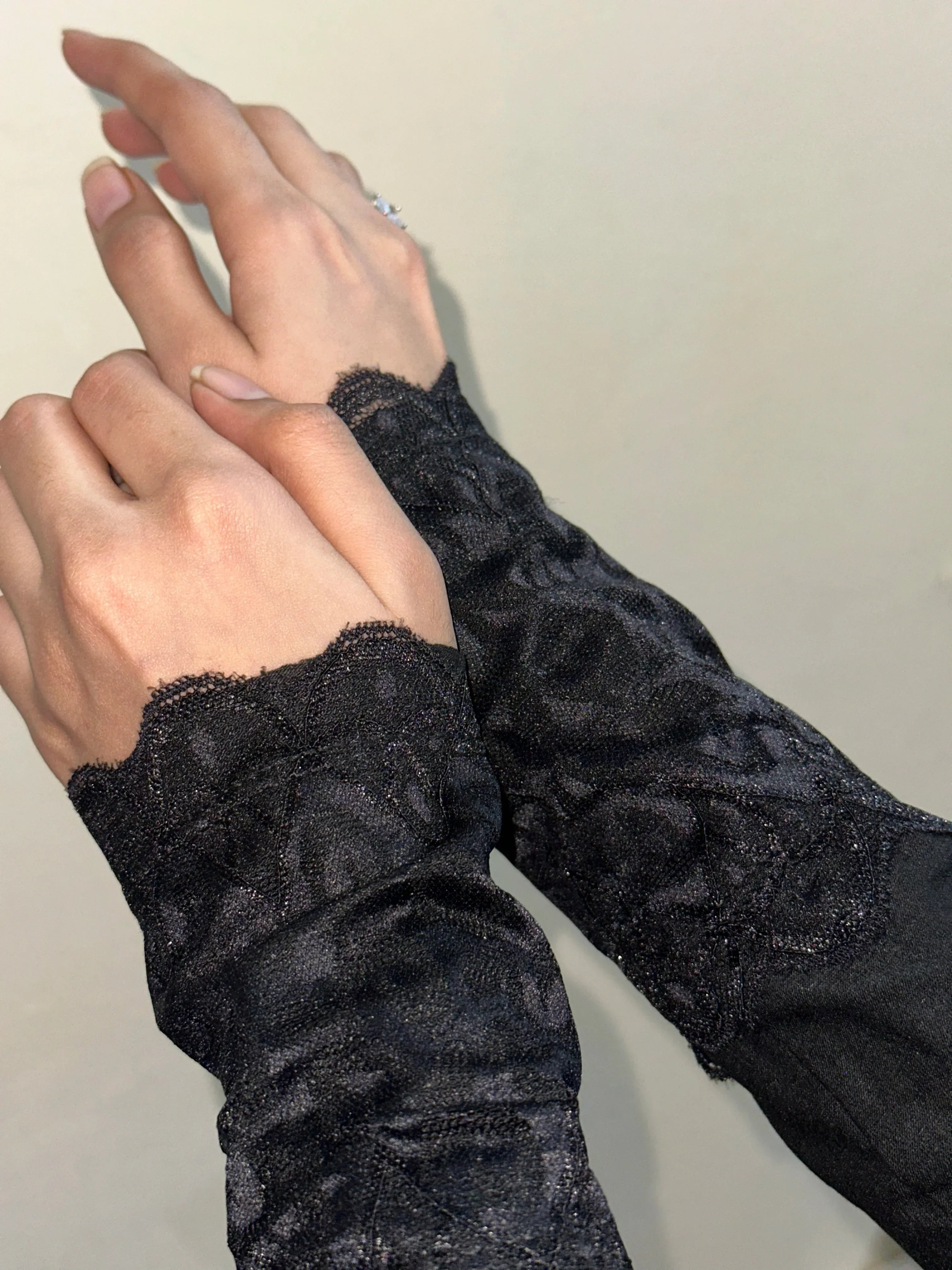 Luxury Black Iranian Fancy Sleeves - Razia Hijab