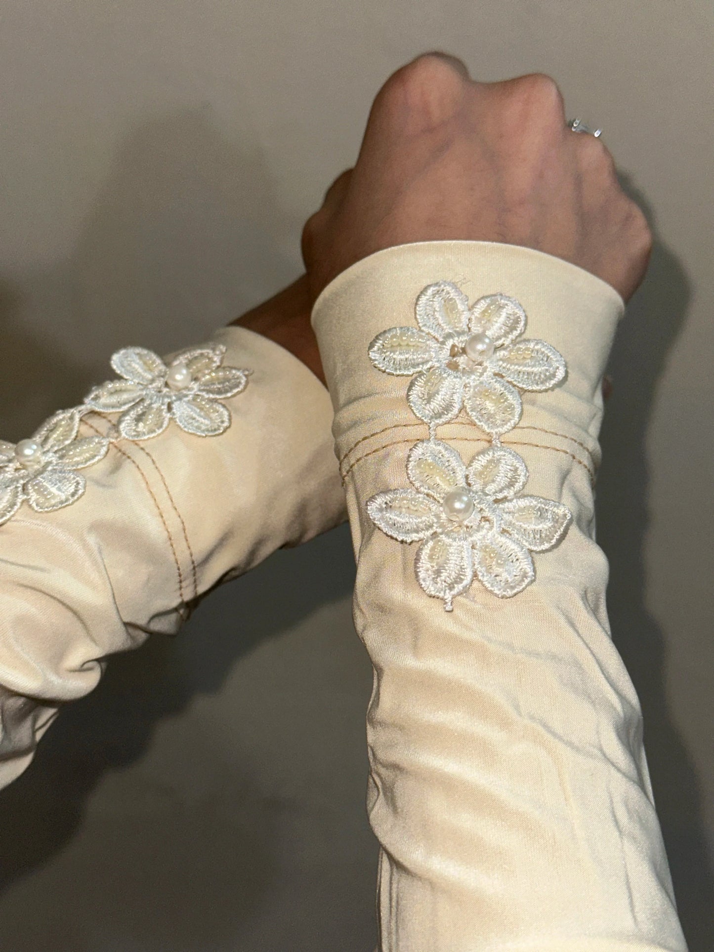Iranian Fancy Sleeves – Beige